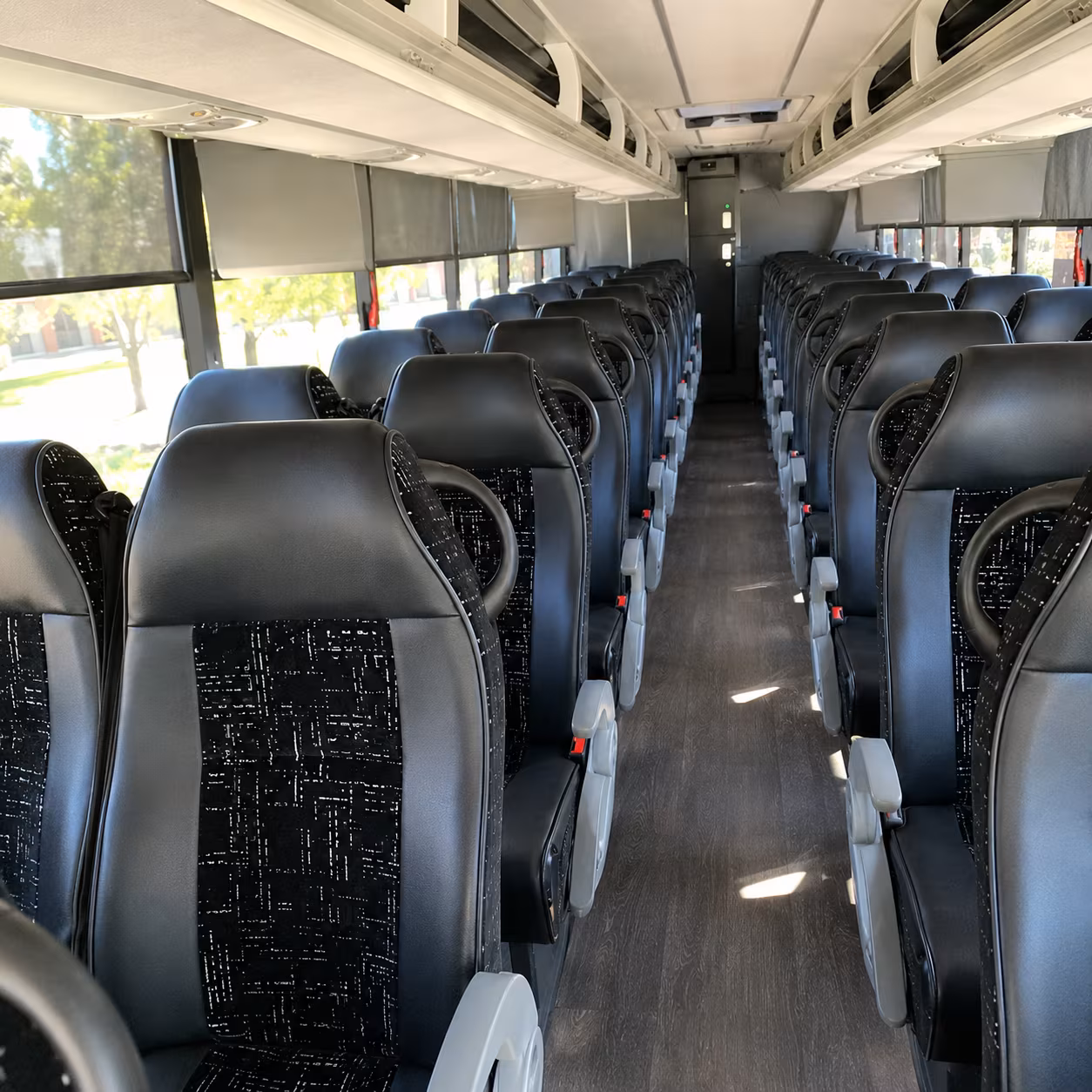 hollywood burbank airport bur charter bus pickups and drop offs