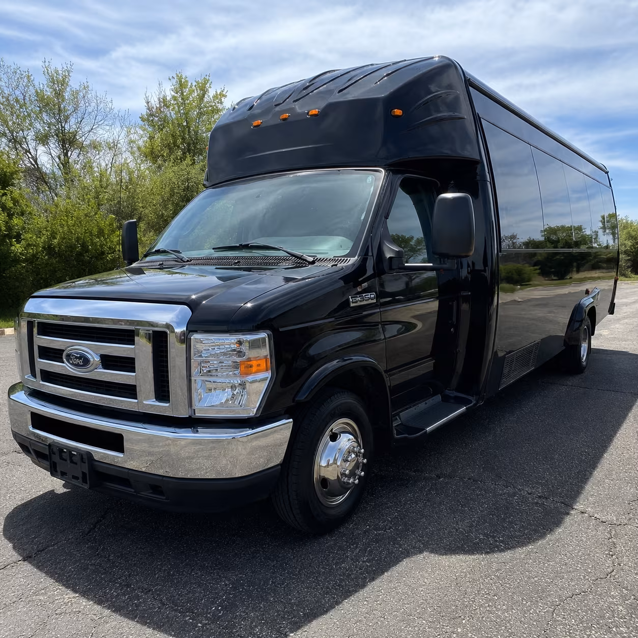 party buses for burbank high school and john burroughs prom nights
